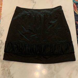 Really cute Burberry used silk skirt